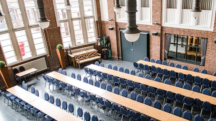 Knepper Management – Alte Lohnhalle Wattenscheid – Geschäftlich feiern (1) Knepper Management - Alte Lohnhalle Wattenscheid - Geschäftlich feiern (1)