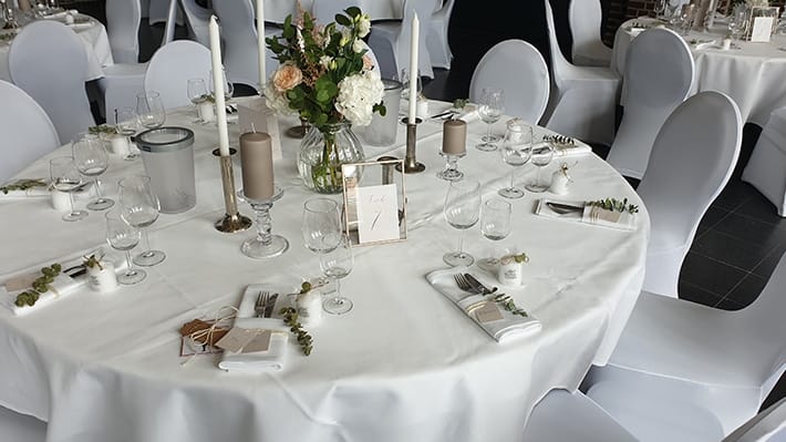 Knepper Management – Hochzeitslocation Bochum – Alte Lohnhalle Wattenscheid (4) Knepper Management - Hochzeitslocation Bochum - Alte Lohnhalle Wattenscheid (4)