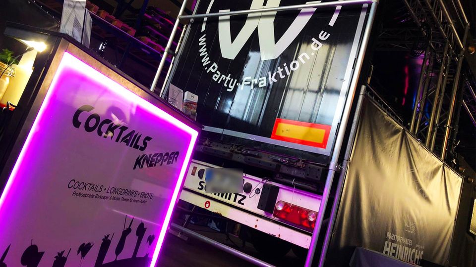 Cocktails Knepper - Mobile Cocktailbar - 70 Jahre Rohstoffhandel Heinrichs