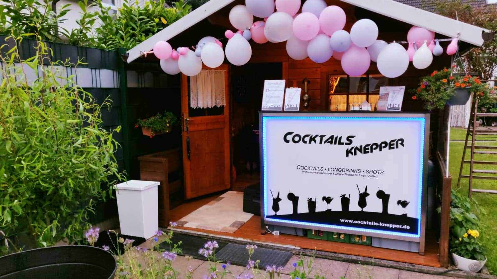 Cocktails Knepper - mobile Cocktailbar in NRW - Gartenhütte mit Cocktailbar (1)